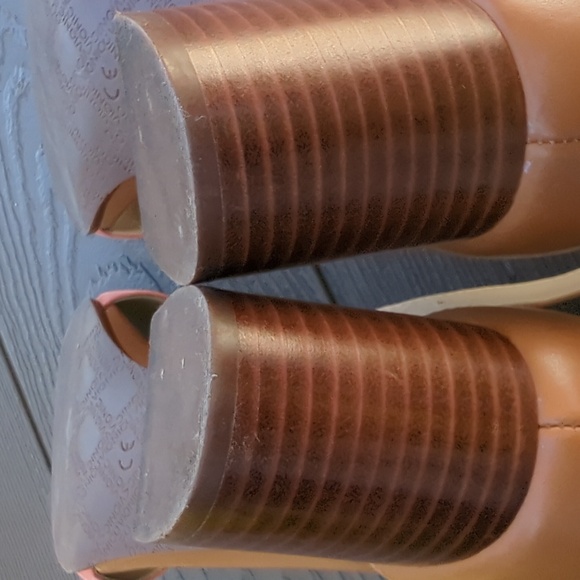 Vionic sandles Rosie Nat - Picture 4 of 7